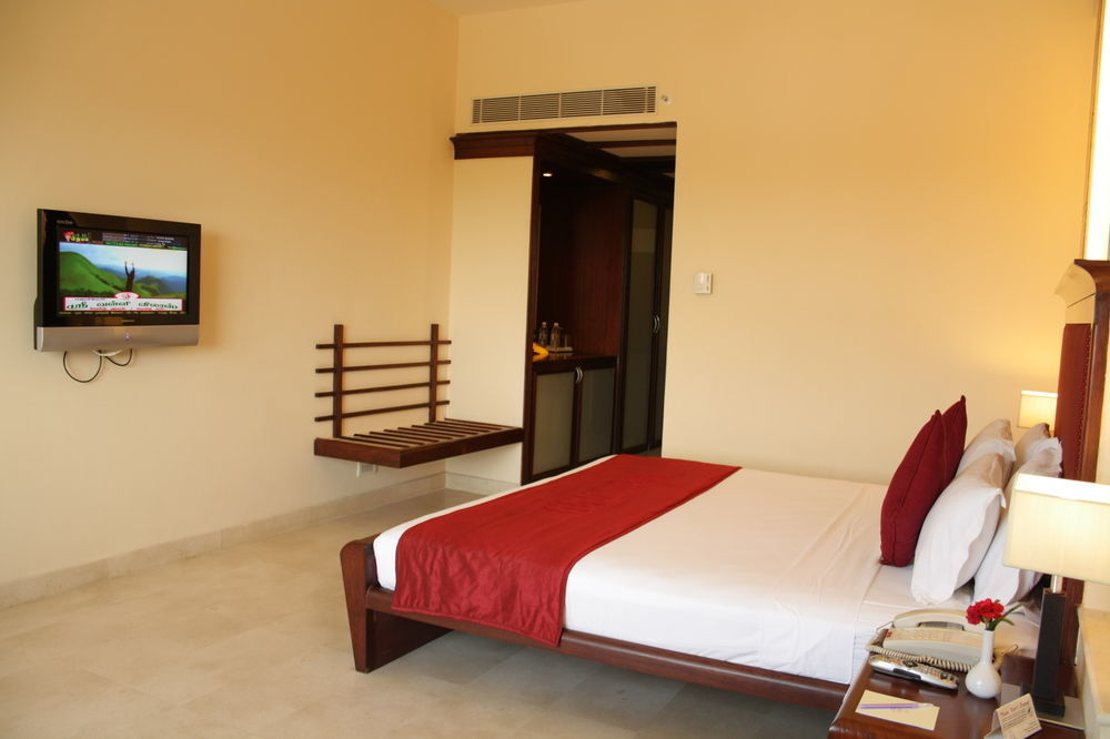 Hotel Atithi Puducherry Eksteriør billede