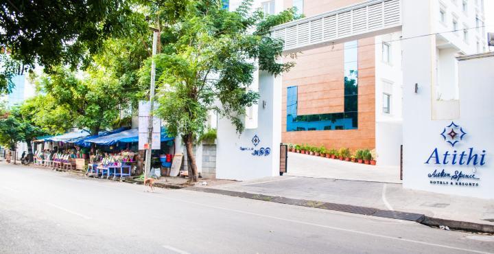 Hotel Atithi Puducherry Eksteriør billede
